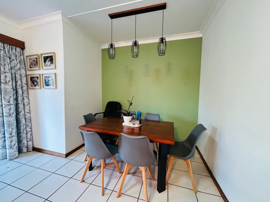 2 Bedroom Property for Sale in Beacon Bay Eastern Cape